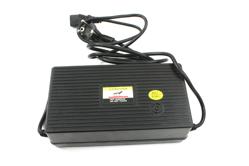SARJ CIHAZI 60V 30-50AH (DC 73.5V 5A)